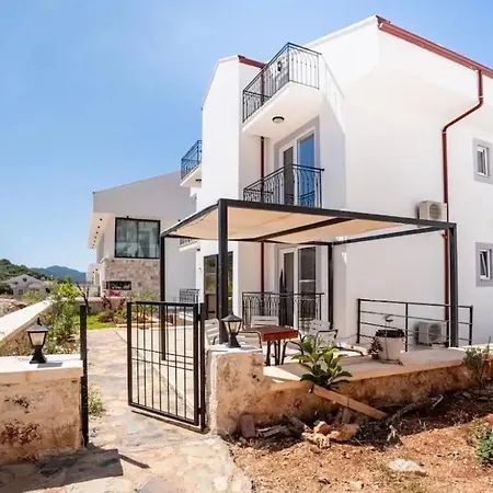 Appartamento Kas Eyluel Suit Pansiyon *