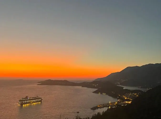 Eyluel Kaş